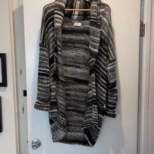 Anthropologie TLa Cardigan Sweater